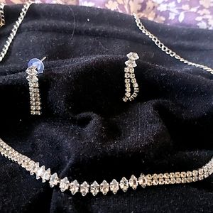 Ad Necklace Choker With Earrings