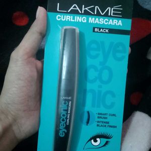 Lakme Eyeconic Curling Mascara