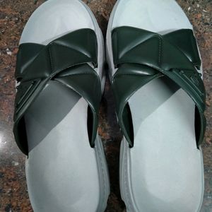 Sandal