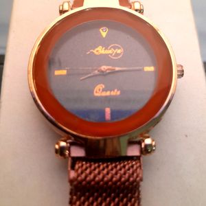 Wrist Watch (Golden)