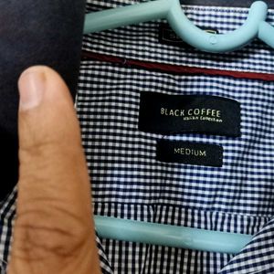 Men's Small Checks Shirt Size 40