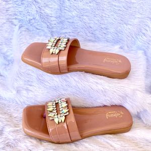 Trendy Premium Stone Flats