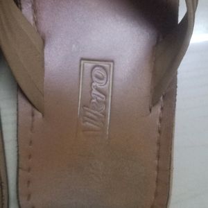 Trendy/Casual/ Everytime/ Daily Wear Slippers Sale