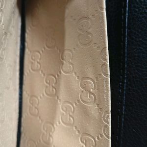 Gucci Hand Purse (Authentic)