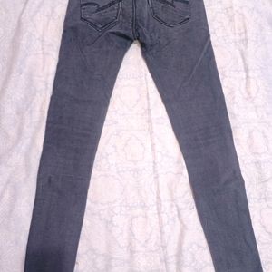 Black Deal Slim Fit Jeans