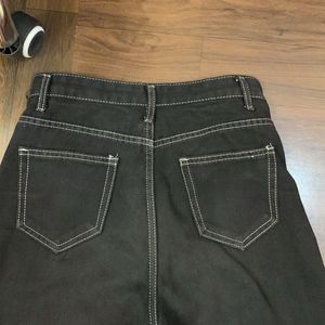 Straight Jeans From URBANIC