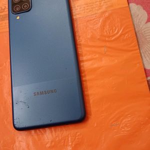 Samsung A12