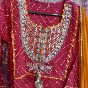 Kurta Sets With Dupatta