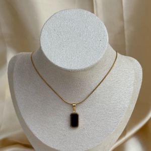 Reversible Black Pendant Chain Anti Tarnish