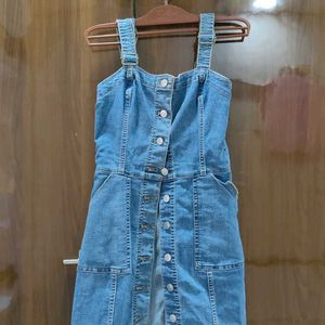 denim min dungaree dress