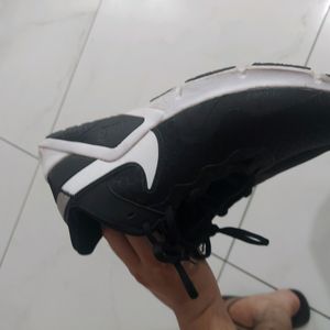 Nike Sports Shoes