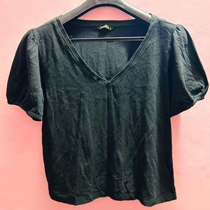 Black Tshirt For Women💕