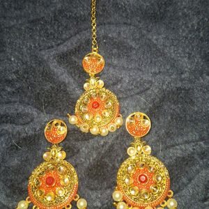 Mangtika And Earings Set