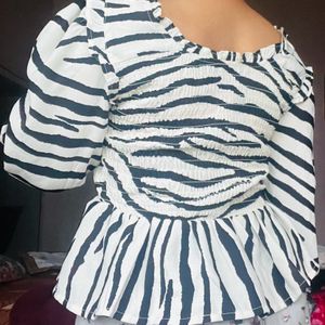 Zebra Top