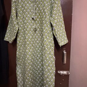 Straight Green Women Kurti For Dailywear