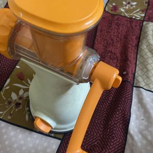 Fruits And Vegetables Juicer