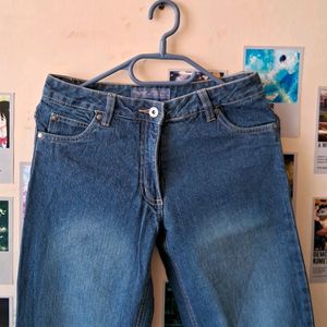 Lowrise Blue Jeans