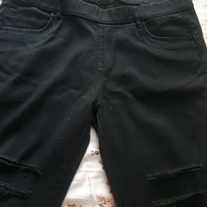 Women Black Rugged Jeans( Like New)