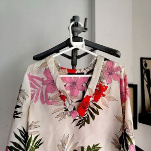 Zara Flowy Floral Print Blouse