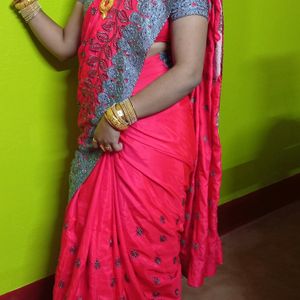 Saree With Blouse