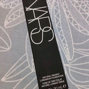 NARS Natural Radiant Longwear Foundation