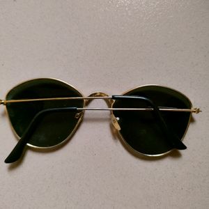 I Am Selling  Sunglasses