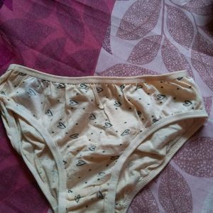 3 New Cotton Brief