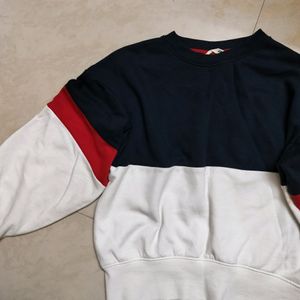 H&M Oversized Cropped Sweatshirt