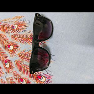 Black Wayfarer Sunglasses