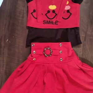 Unused Brand New Skirt Top Red And Black