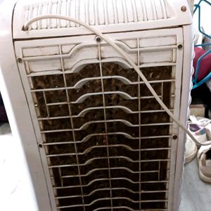 Small Cooler Good Condition