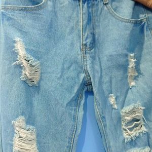 Damage Jeans