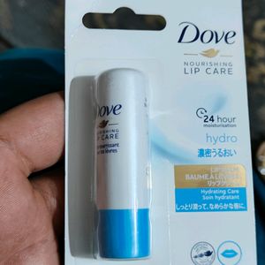 DOVE  LIP CARE