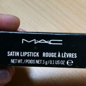 MAC LIPSTICK