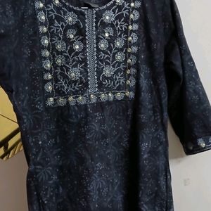 Black Kurti