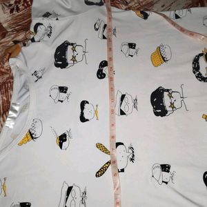 White Tshirt With Cartoon Print