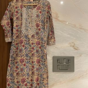 Beautiful Floral Print Cotton Kurta