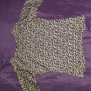 Cheetah Printed Top Size Is S