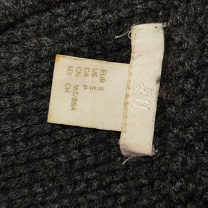 Dark Grey H&M Winter Pullover /sweater