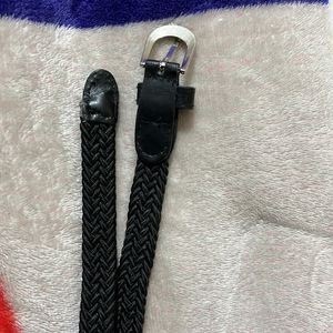 New elastic Black coloured belt for girls.