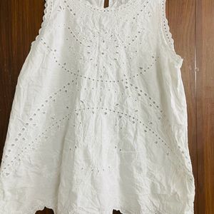 Gap Women White Sleeveless Top