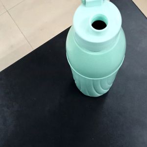 Milton Water Bottle Good Condition