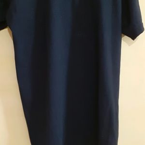 black round neck  tshirt