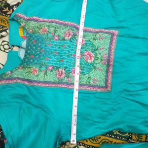 Kurtha With Pant Like New. Will Fit  Large 38