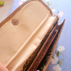 🤎🤎Tan Brown Clutch🤎🤎