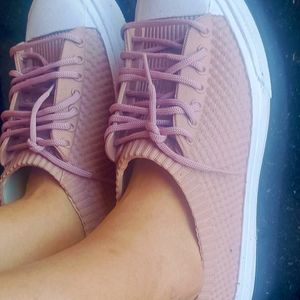 Women Casual Shoes 👟