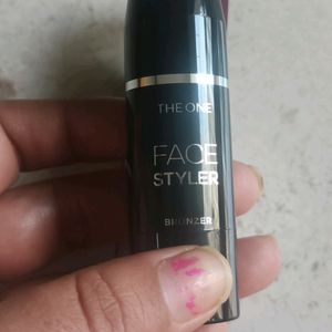 Four In One Face Styler Bronzer