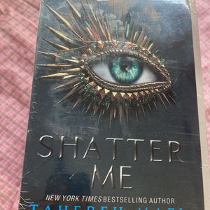 shatter me series