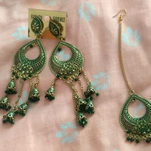 Trending Earrings With Tikka