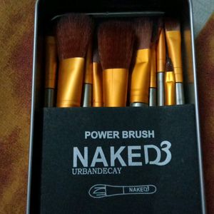 Naked 3 Urban Decay Makeup Brushes